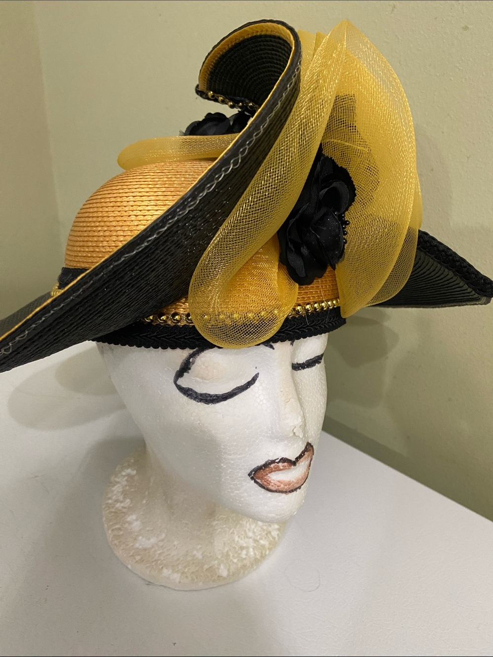 Cute & Stylish Dress Hat / Church Hat